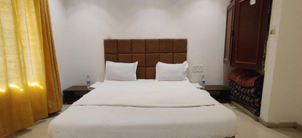 伊加特普里Air 2Bhk Infinity别墅 外观 照片
